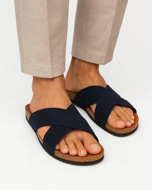 Leather SnapX Sandal - Black