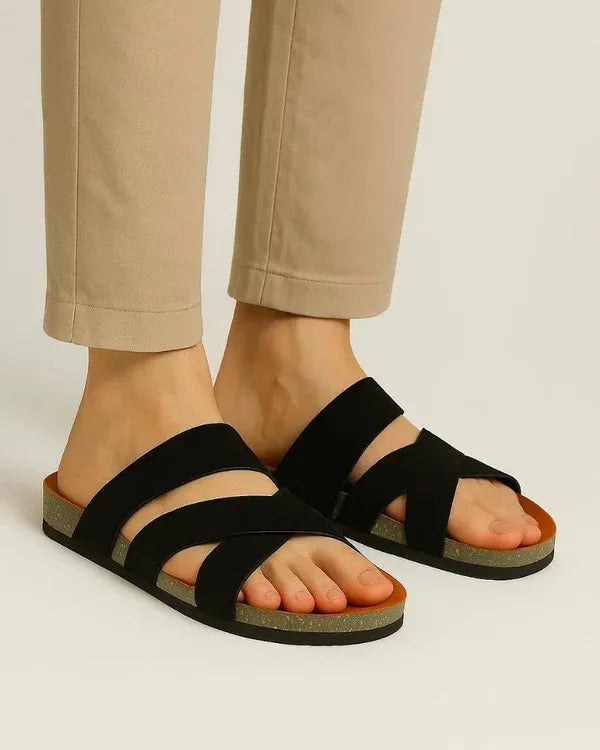 Leather SnapXtra Sandal - Black